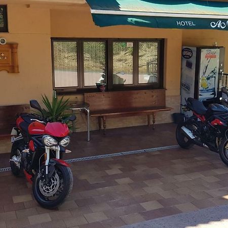 Hotel Ana Cangas De Narcea Dış mekan fotoğraf